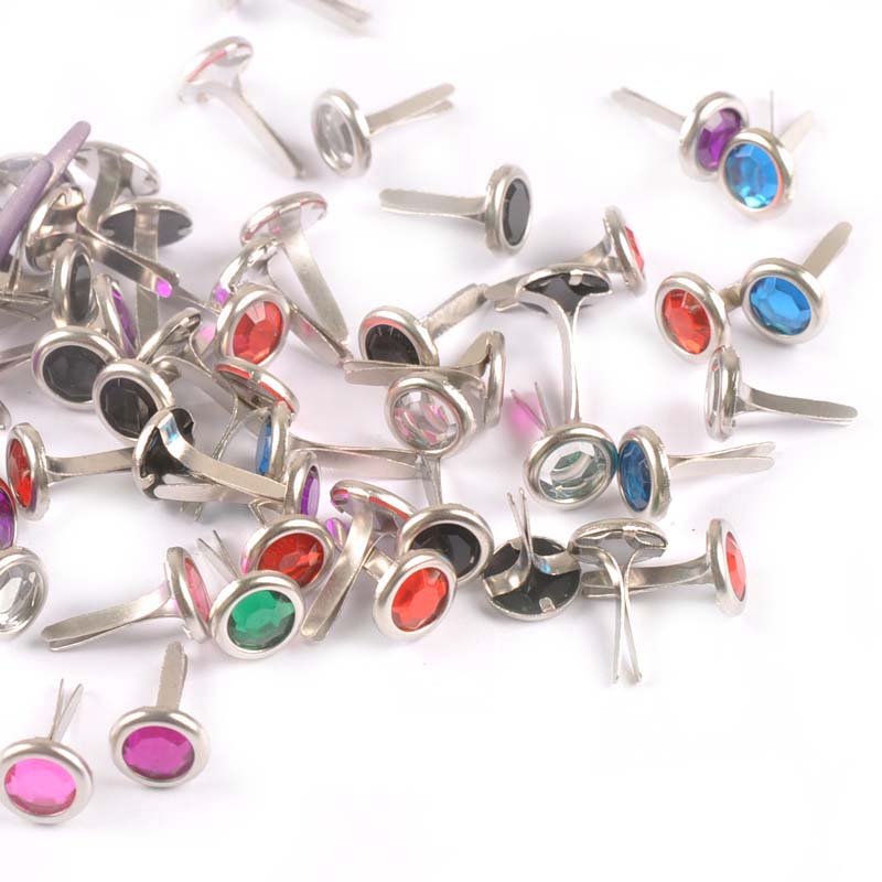 50 قطعة من دبابيس الراينستون ا - مراجعة Embellishments For Scrapbooking وسعره